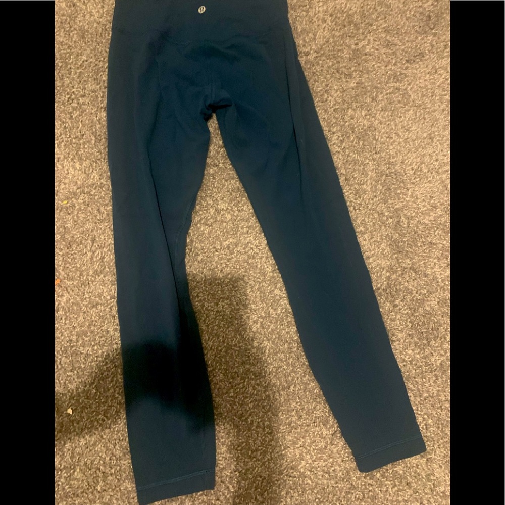 Lululemon size 6 leggings